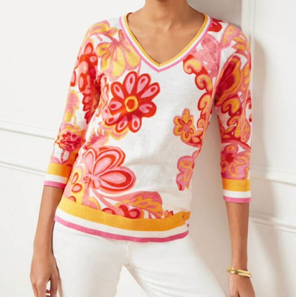 Groovy V-Neck Floral Pullover
